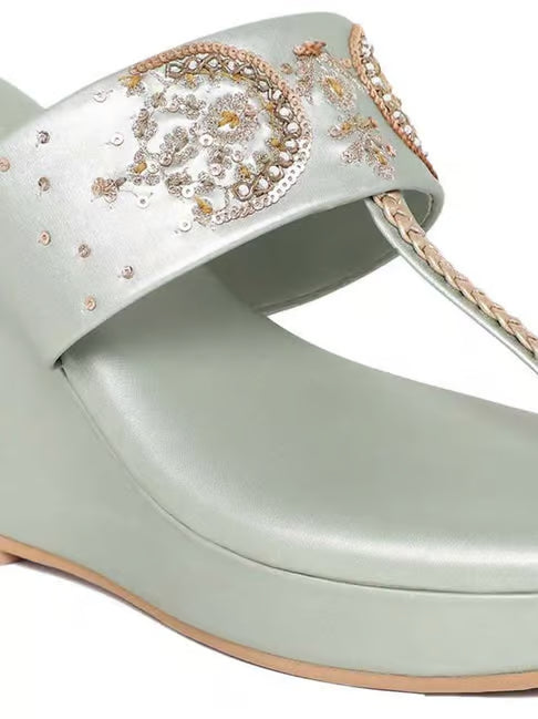 Women's Pastel Green Toe Ring Wedges